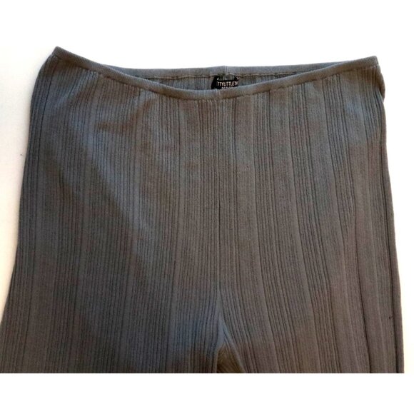 PrettyLittleThing Rib Knit Flared Pants Petite Soft Girl Indie Streetwear - Picture 2 of 6